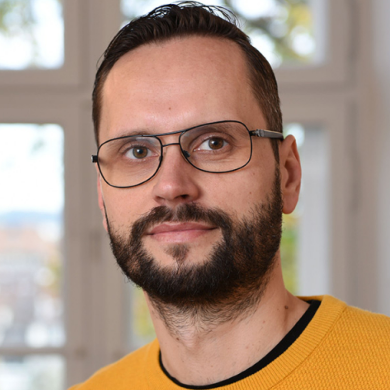 Dr. Daniel Kunzelmann