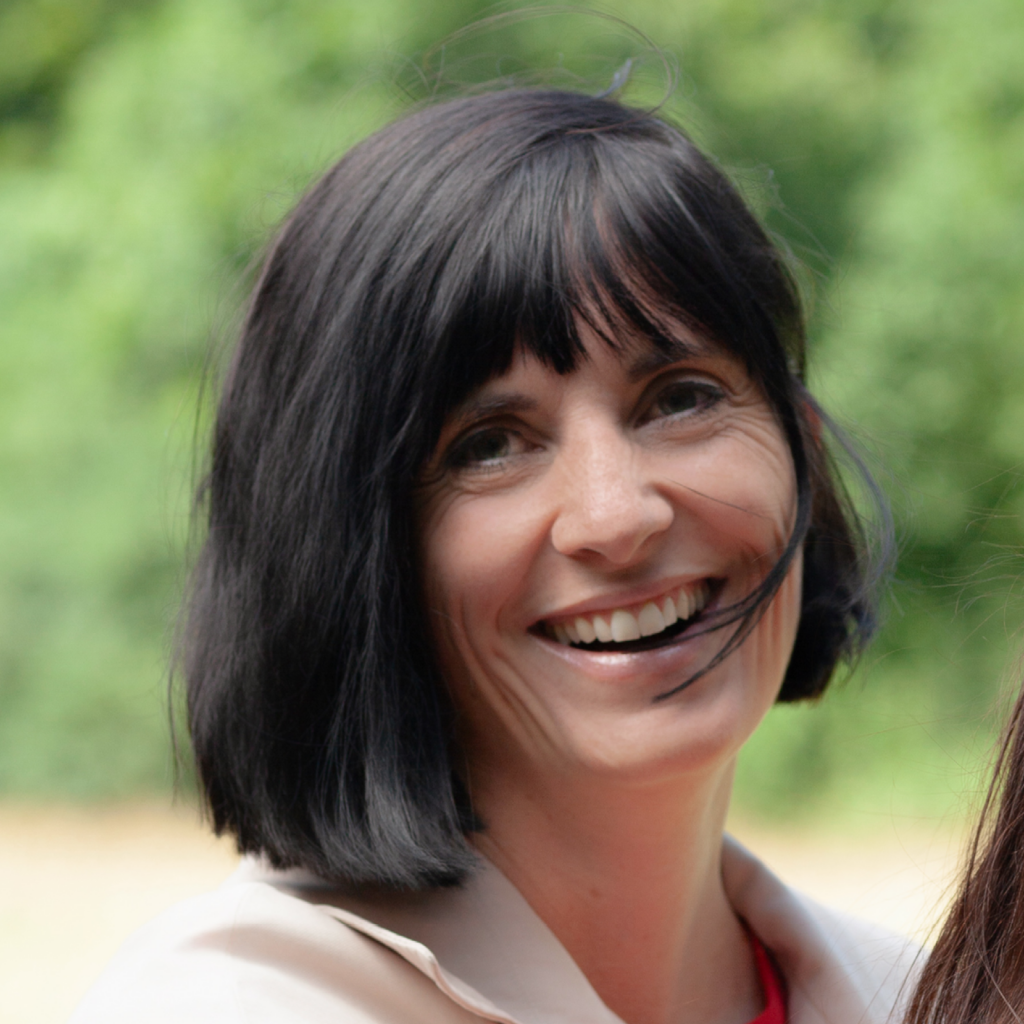 Dr. Barbara Beege